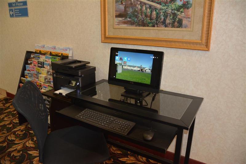 Western Inn&suites